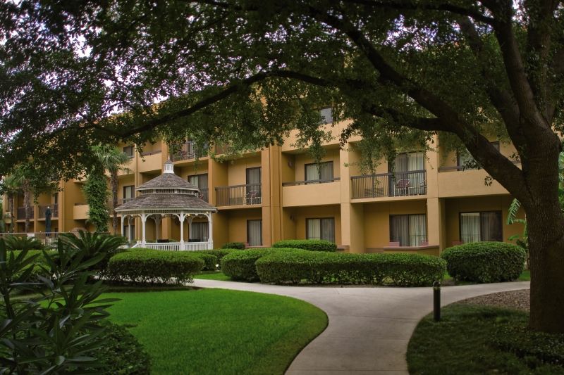 Отель Courtyard By Marriott San Antonio Downtown Экстерьер фото
